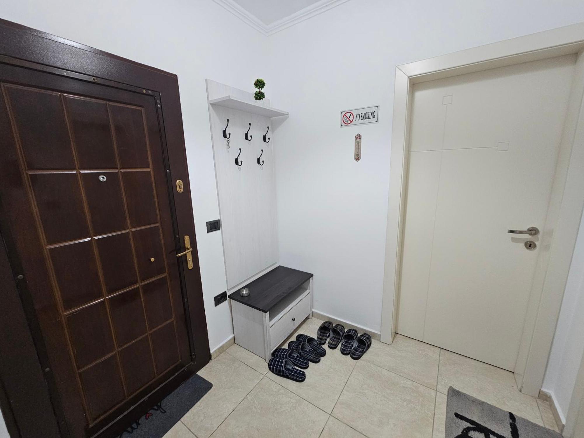 Wanderlust Tirana 2 Apartment Ngoại thất bức ảnh
