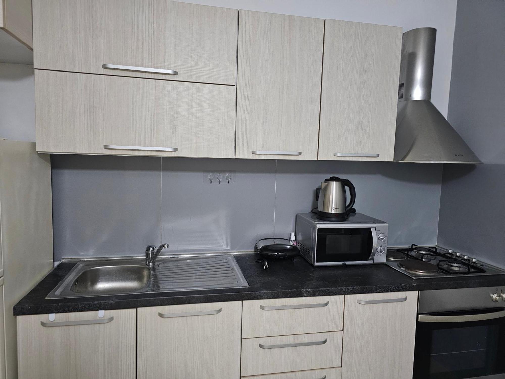 Wanderlust Tirana 2 Apartment Ngoại thất bức ảnh