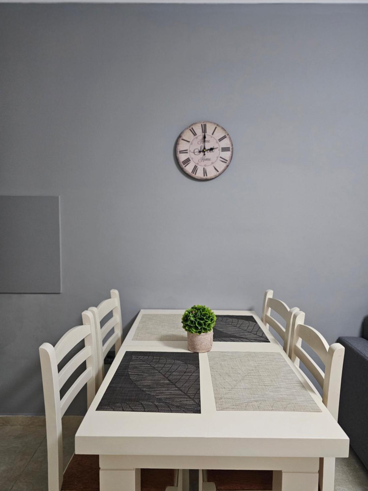 Wanderlust Tirana 2 Apartment Ngoại thất bức ảnh